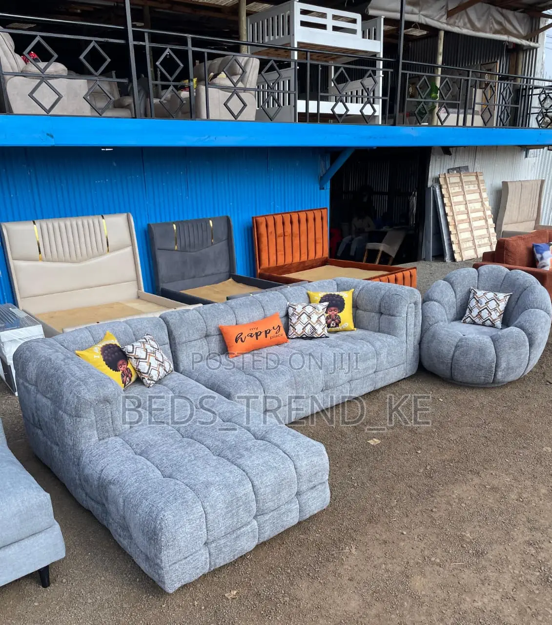 Majestic 6 Seater Bubble L Seat + Bubble Armchair