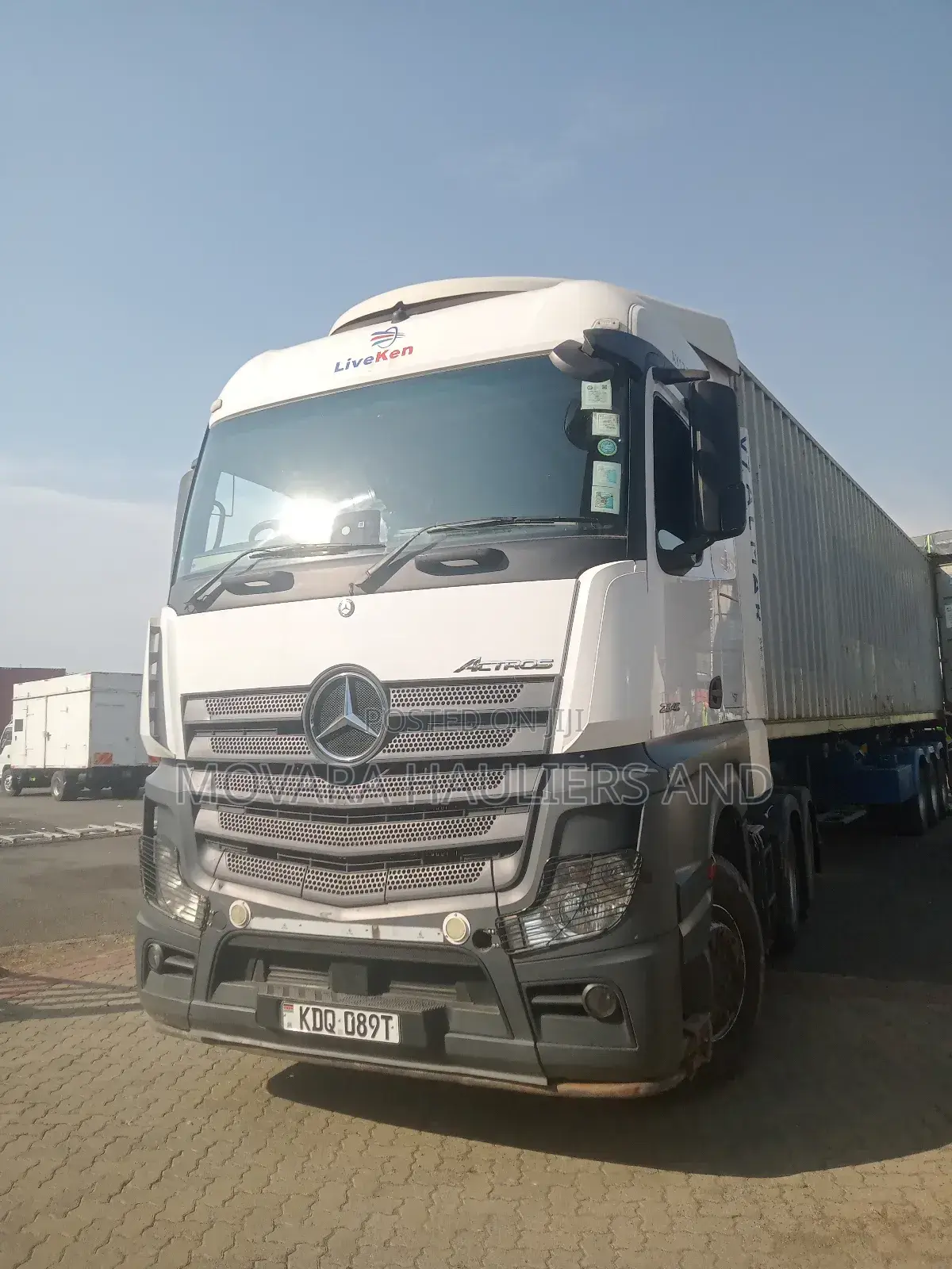 Transit Trailers. For Job Delivery at Hand for Transportation