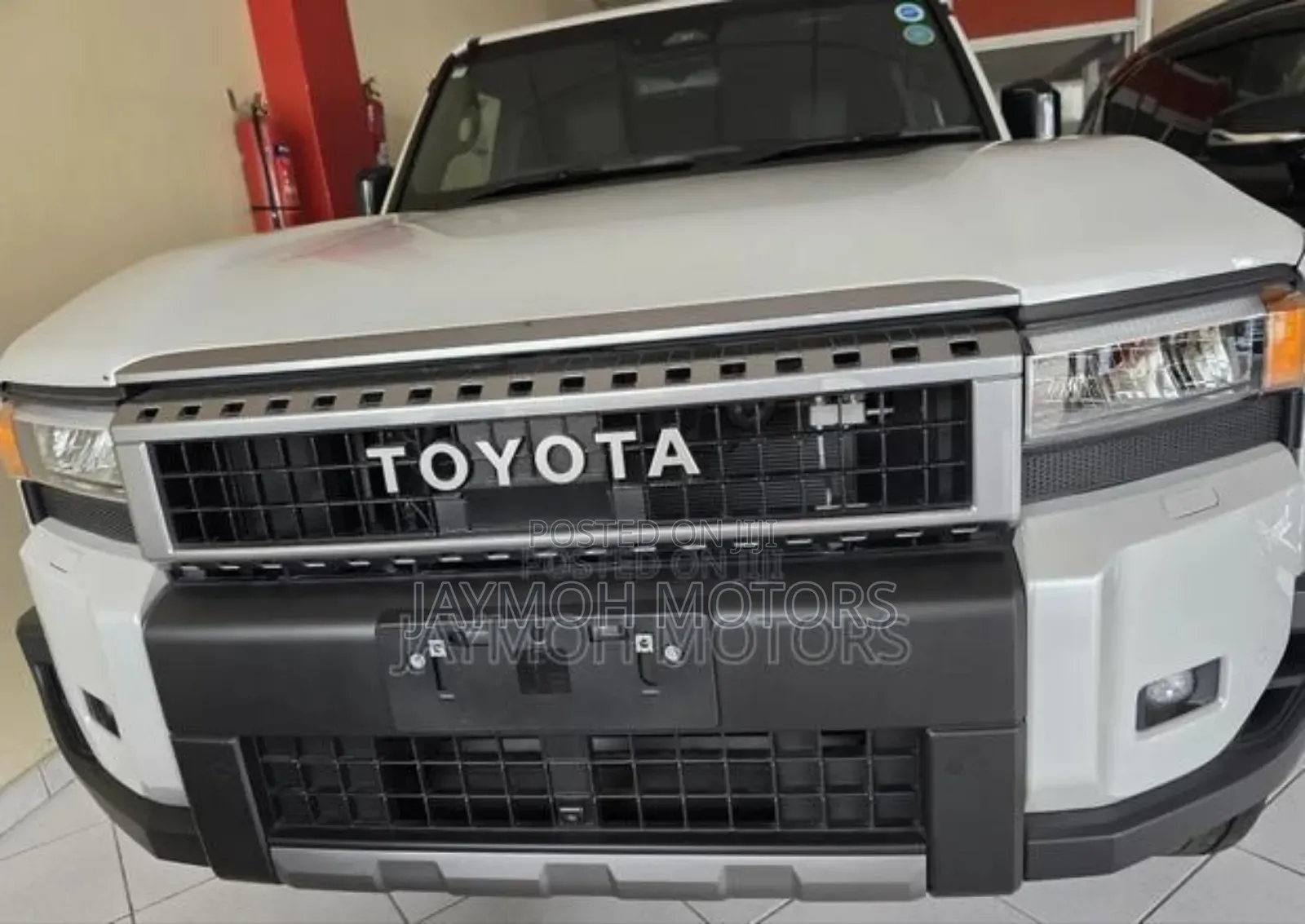 Toyota Land Cruiser Prado 2024 White