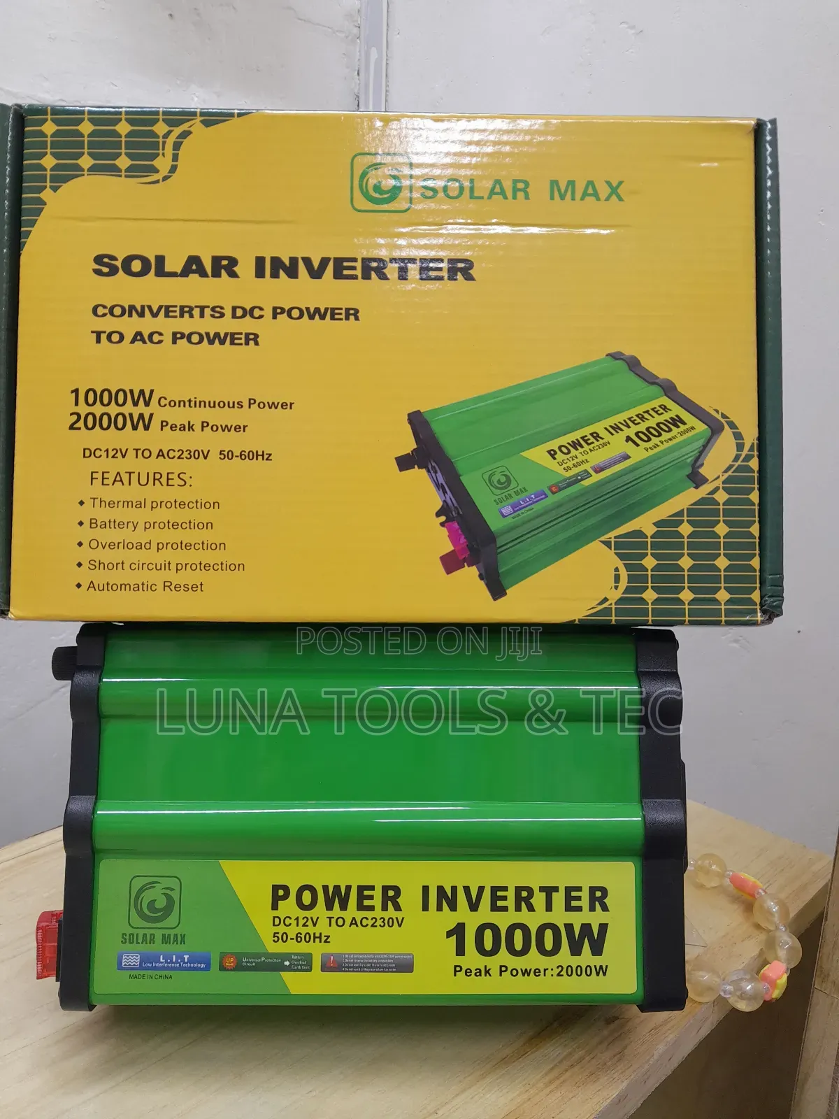 1000w Solarmax Solar Inverter Dc12v to Ac 230v.