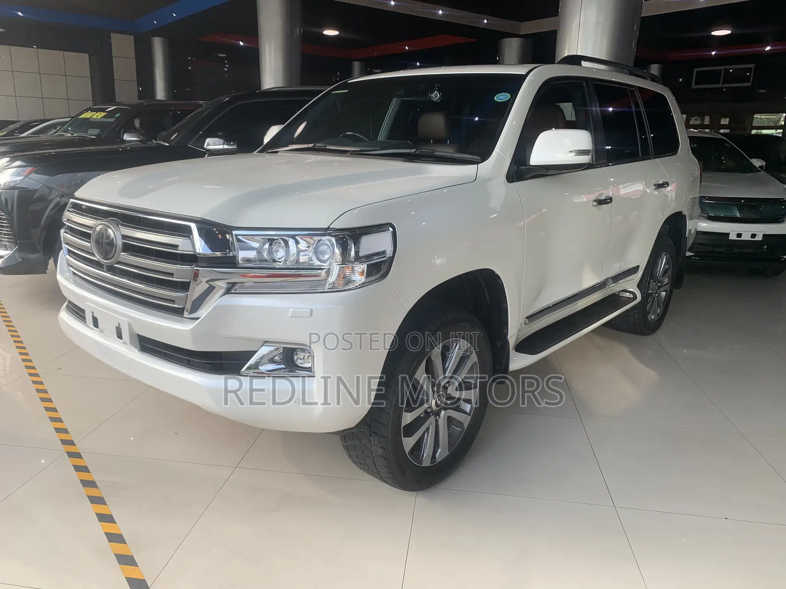 Toyota Land Cruiser 4.6 V8 ZX 2018 White