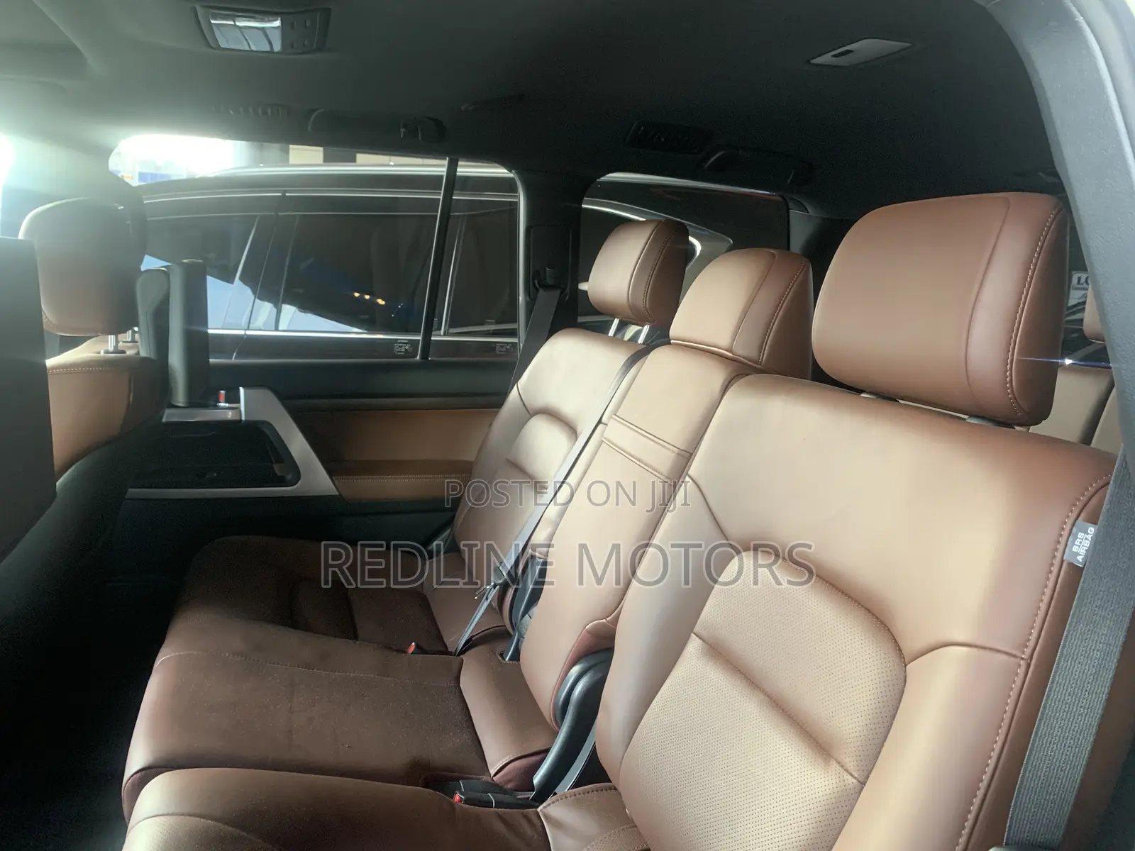 Toyota Land Cruiser 4.6 V8 ZX 2018 White