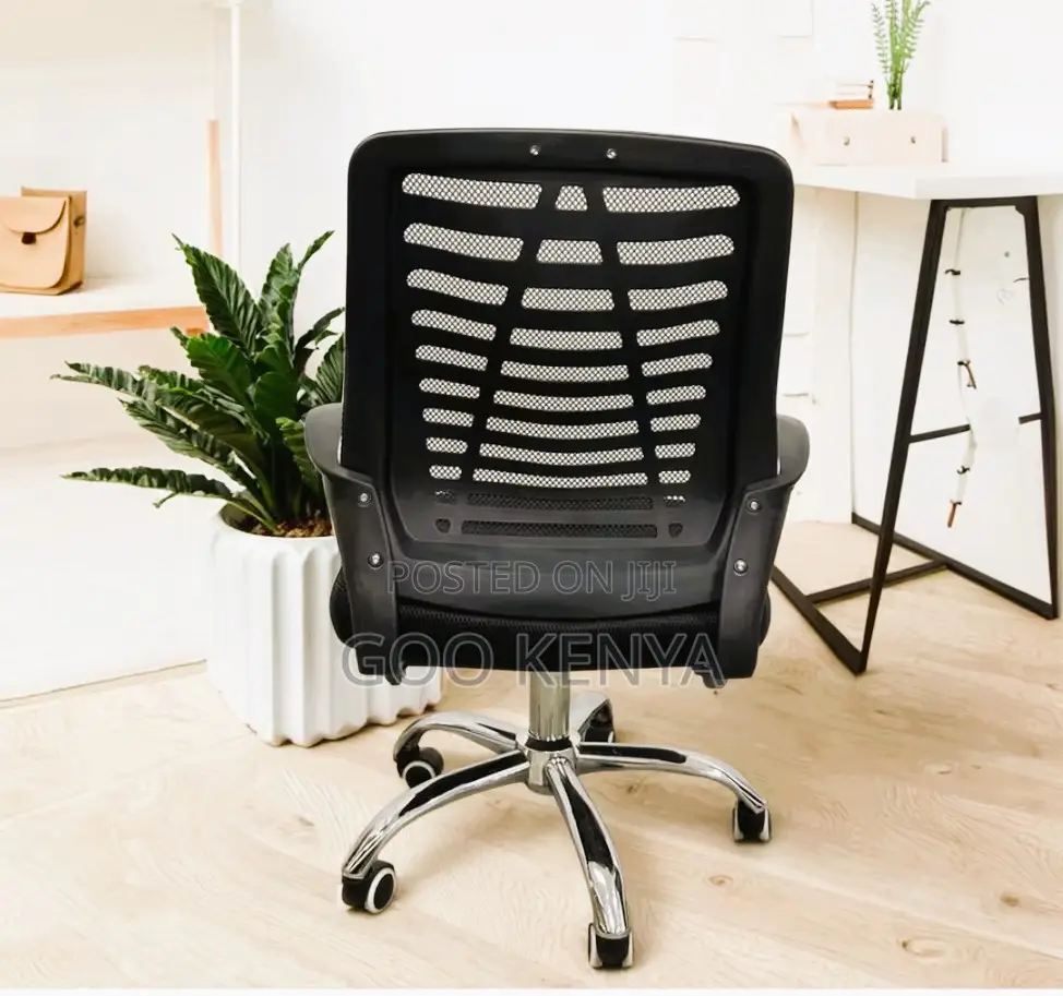 Office Chair; Modern European Style Ergonomic Rotating Office Chair