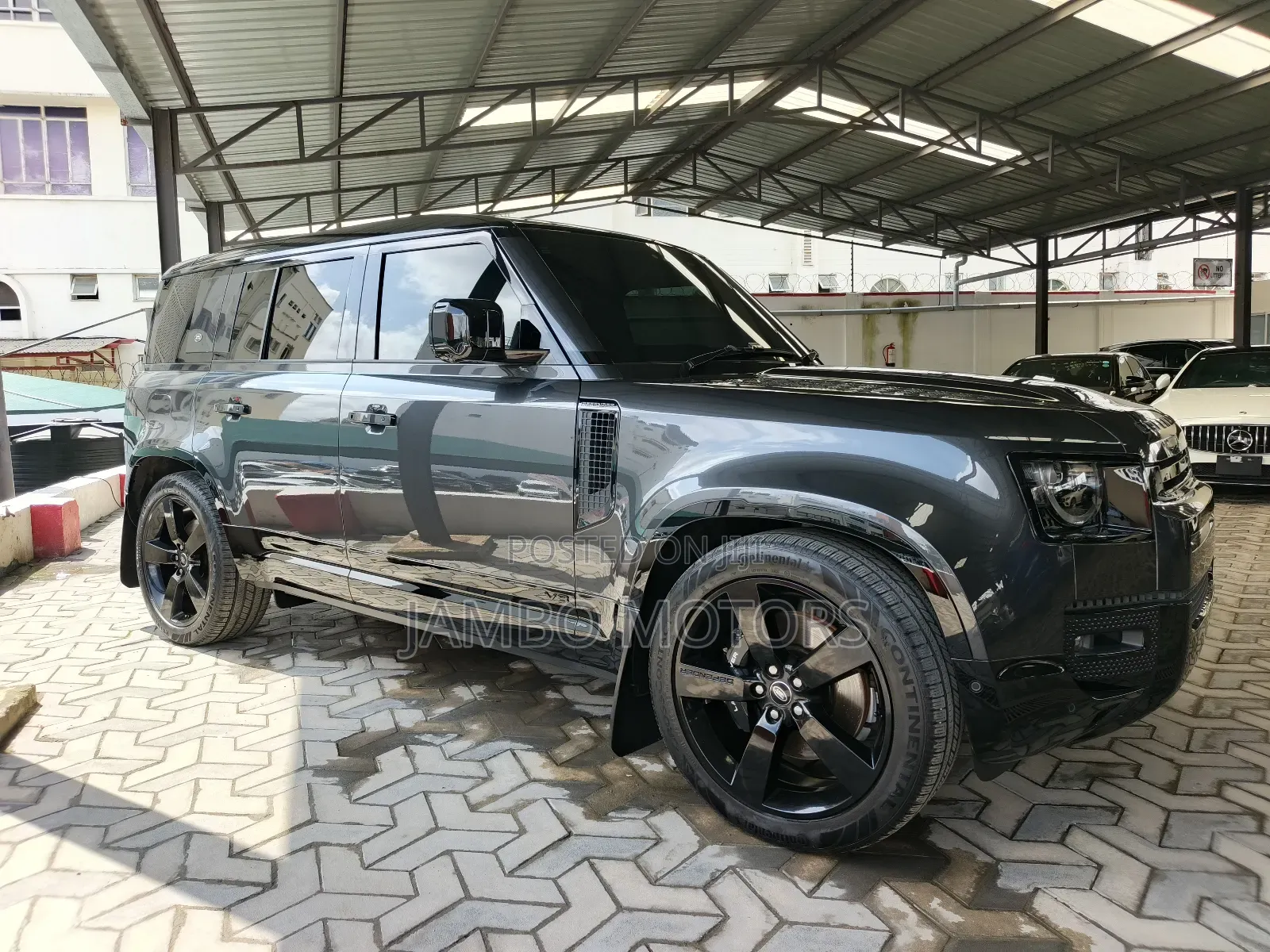 Land Rover Defender X 2024 Black