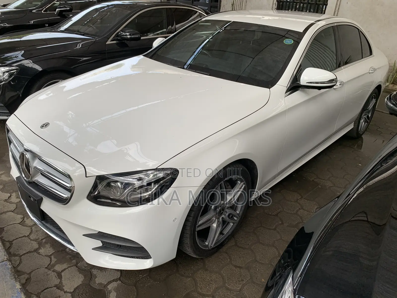 Mercedes-Benz E250 2018 Off white