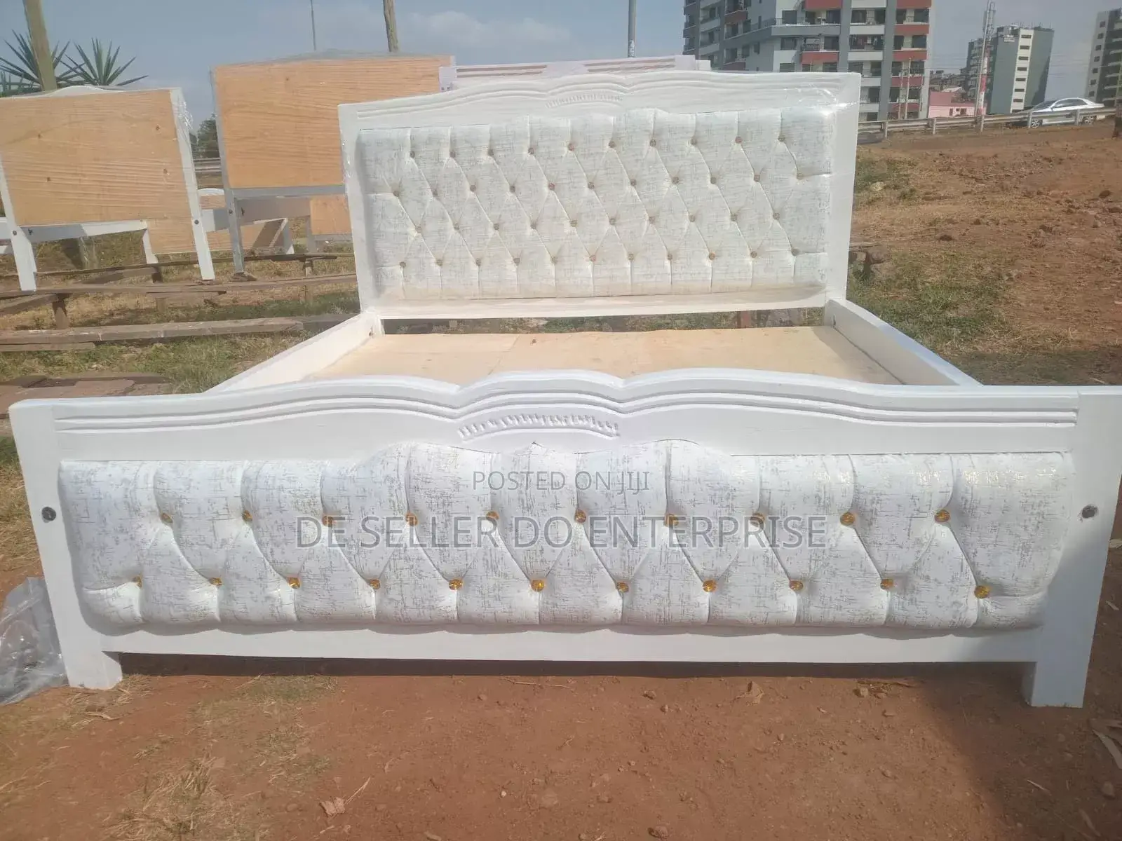 6x6 Sweetheart Mocket Bed