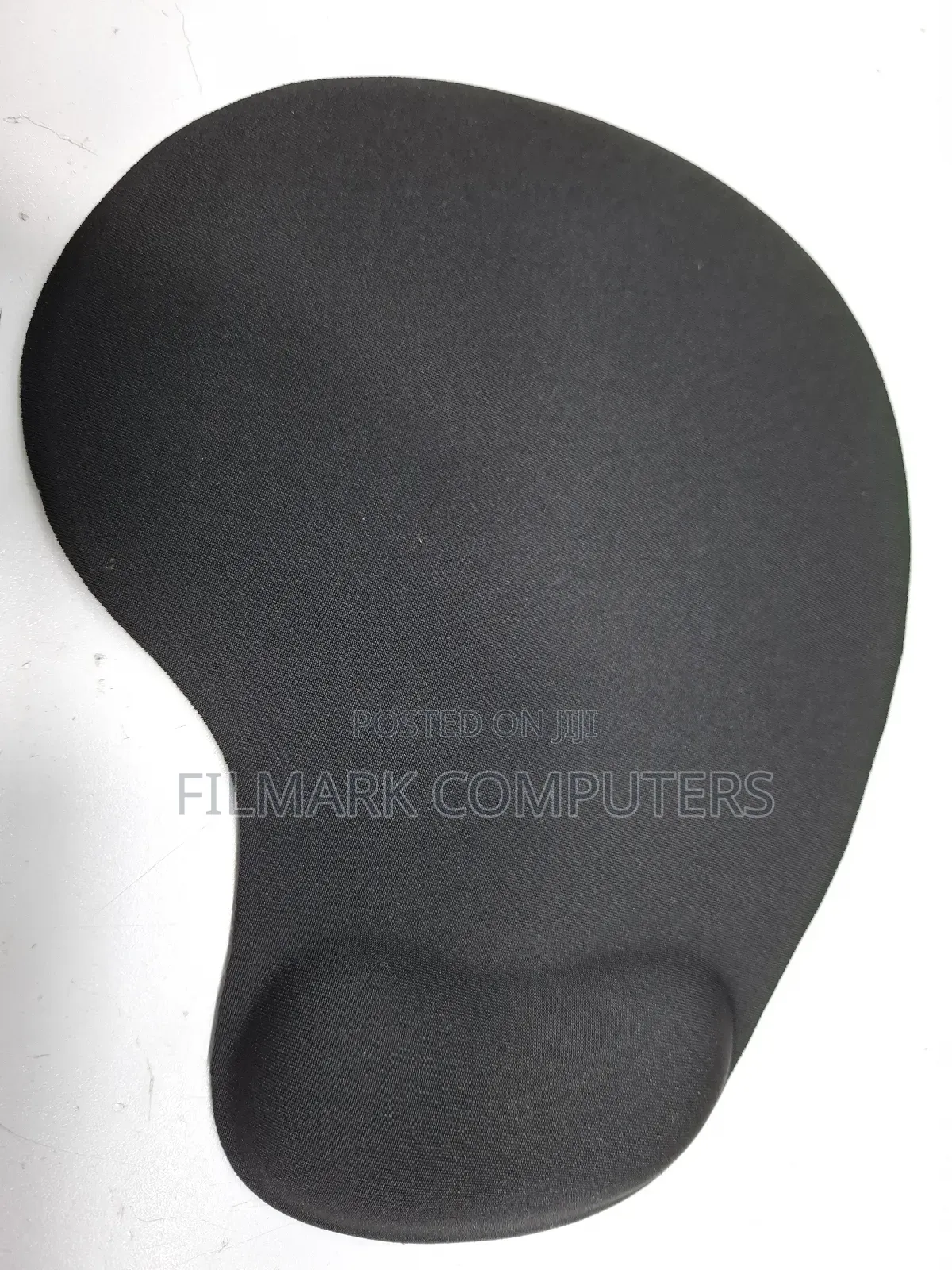 Mouse Pad With Gel Wrist Support ( Black In Color)