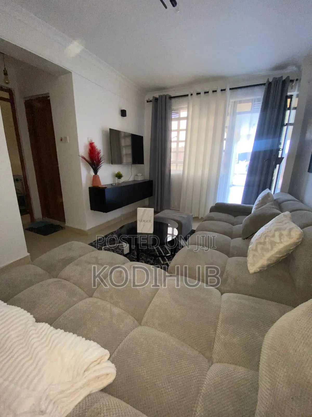 Clean 1 Bedroom Mirema Airbnb