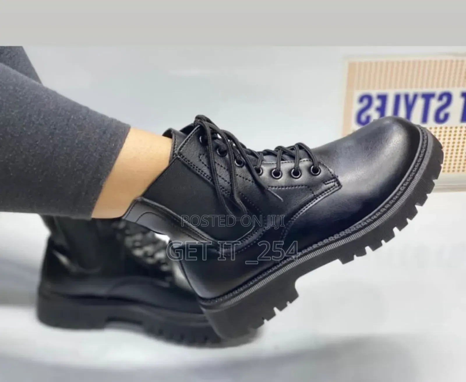 Restocked
Ankle Boot
37-42