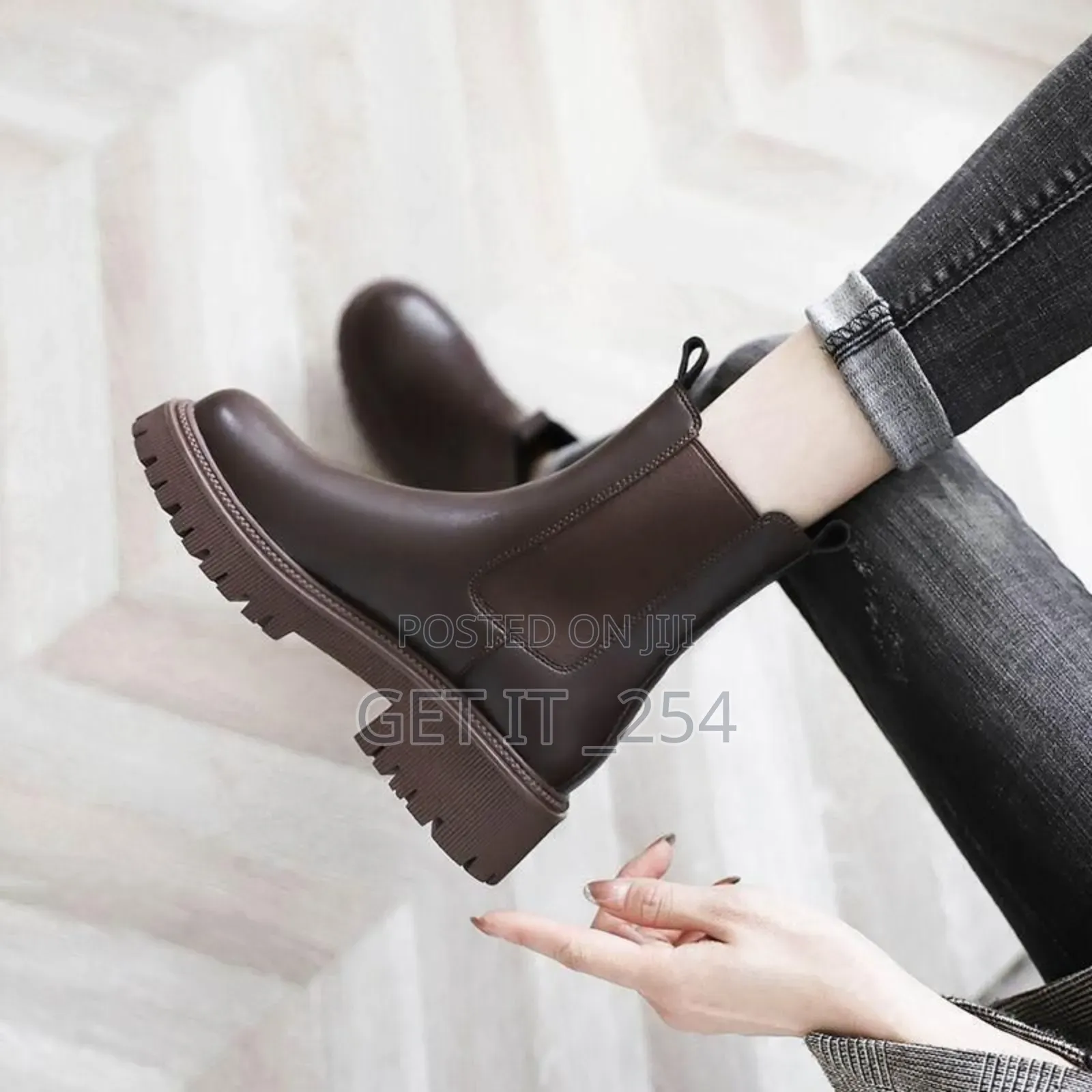 Lady Boot
Material 👌
Size - 36---40
