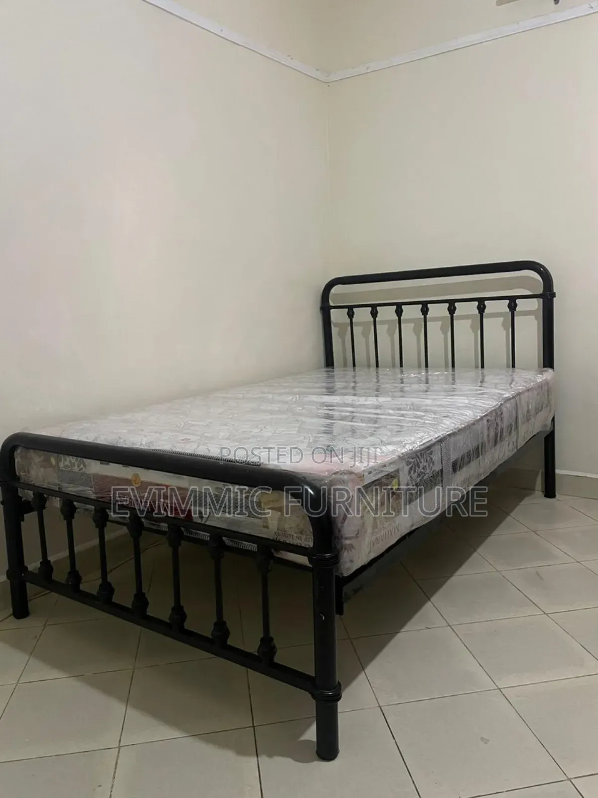 4 Ft X 6 Ft Embellish Metal Beds