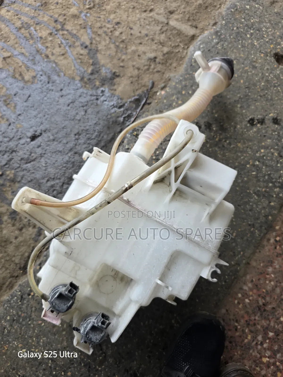 Vanguard Wiper Washer Bottle