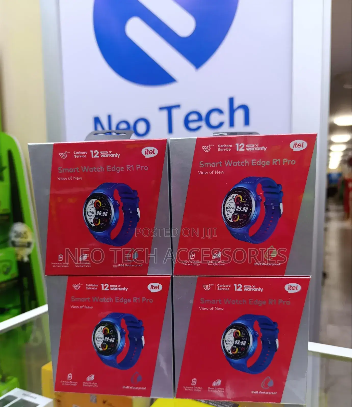 Itel Edge R1 Pro Amoled Round Face Watch(Blue)