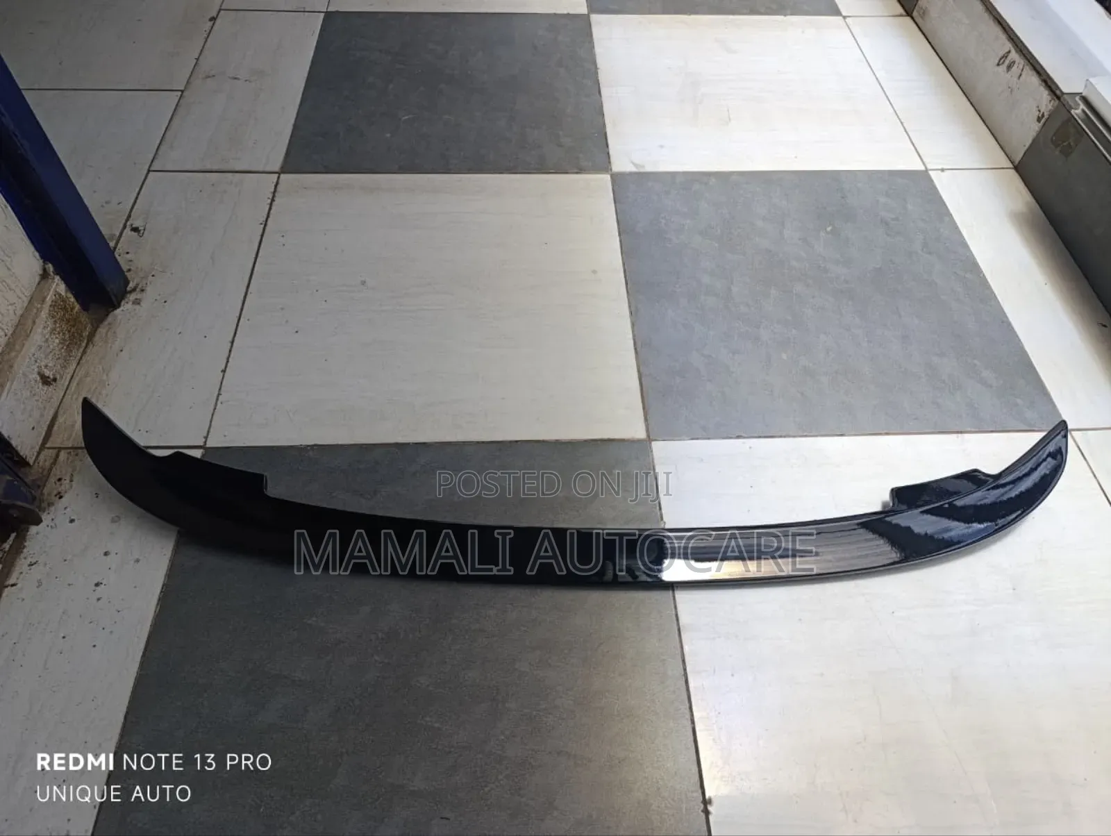 Stylish Saloon Car Spoiler Universal Lightweight Design/Car Spoiler