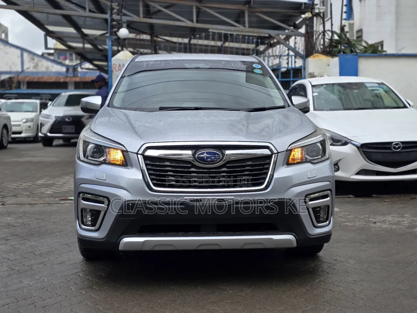 Subaru Forester Premium AWD 2019 Silver