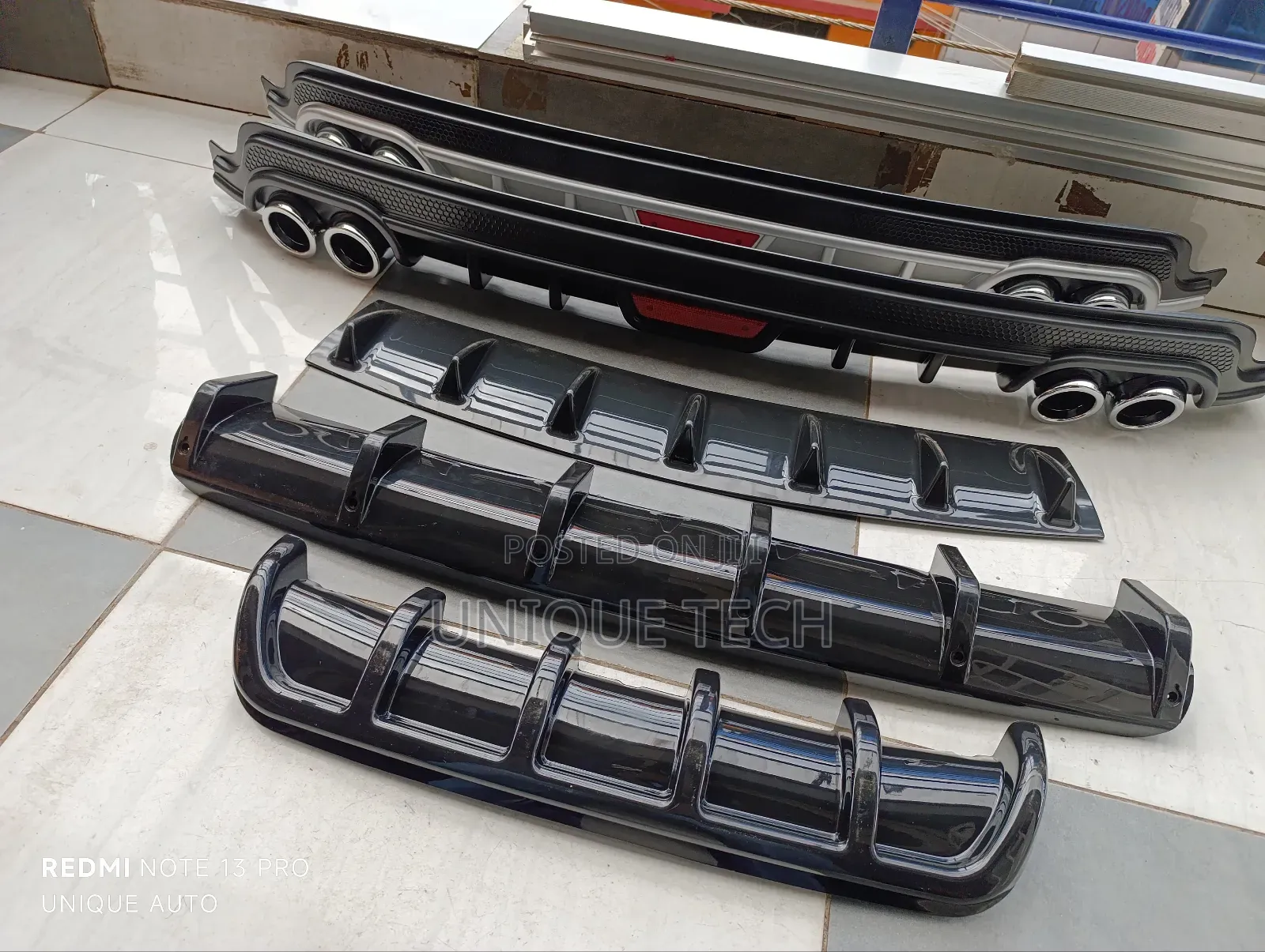 Sleek Universal Rear Diffuser Aerodynamic Car Body Modification