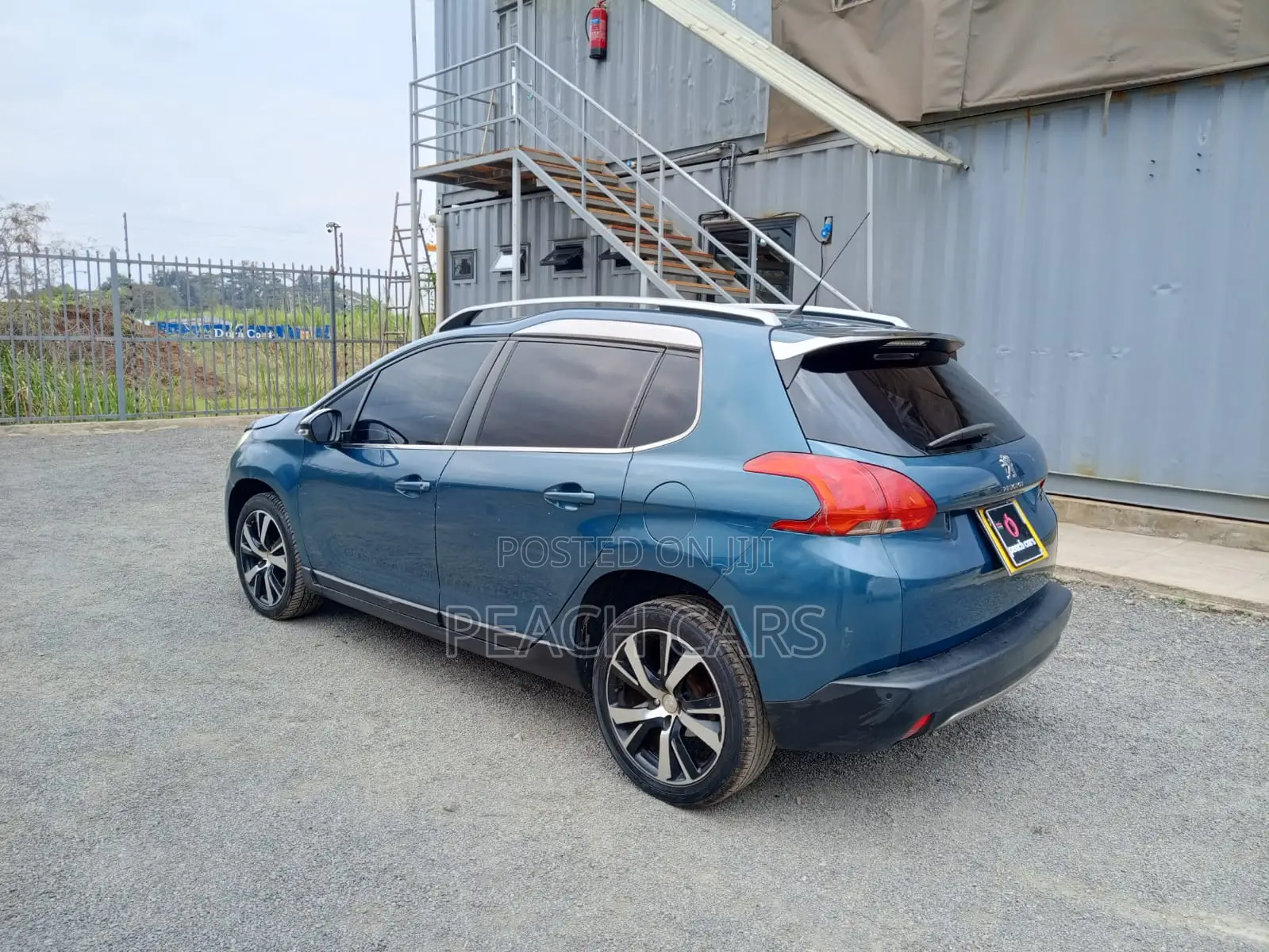 Peugeot 2008 1.2 PureTech (110 Hp) 2016 Green