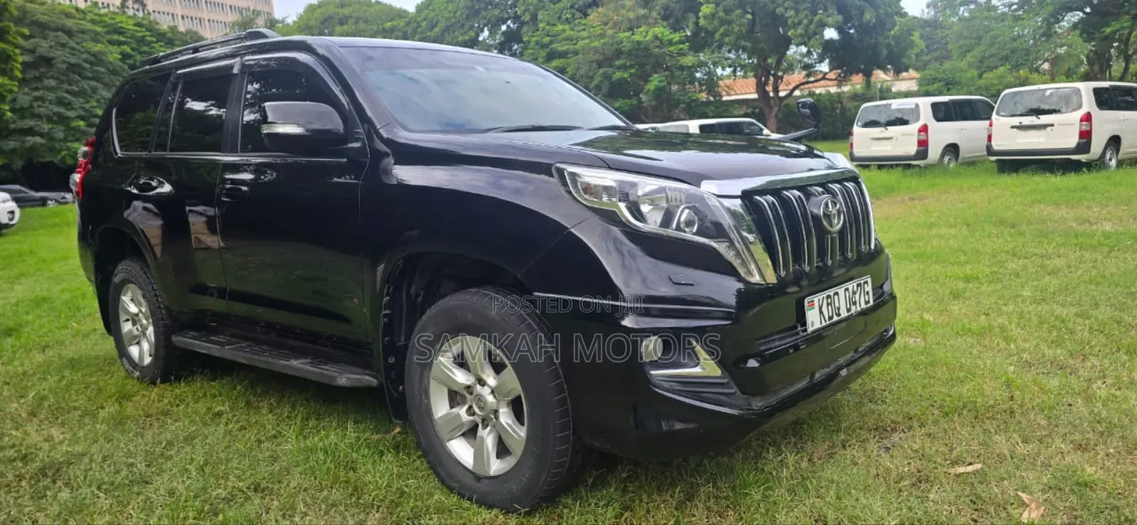 Toyota Land Cruiser Prado 2017 Black
