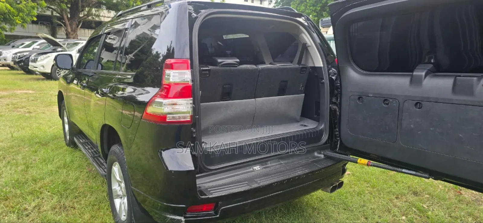 Toyota Land Cruiser Prado 2017 Black