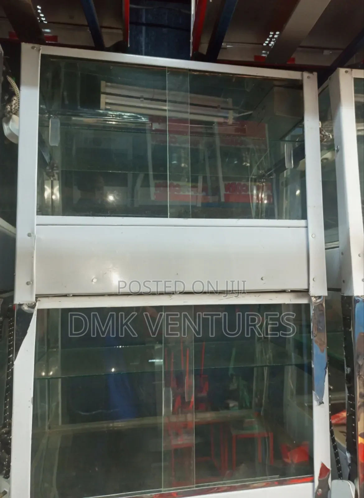 Standard Restaurant Snacks Display