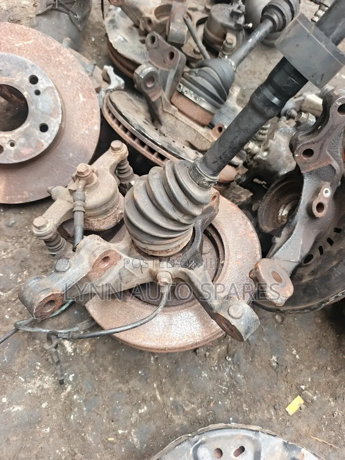 Front Hub Demio Old Model