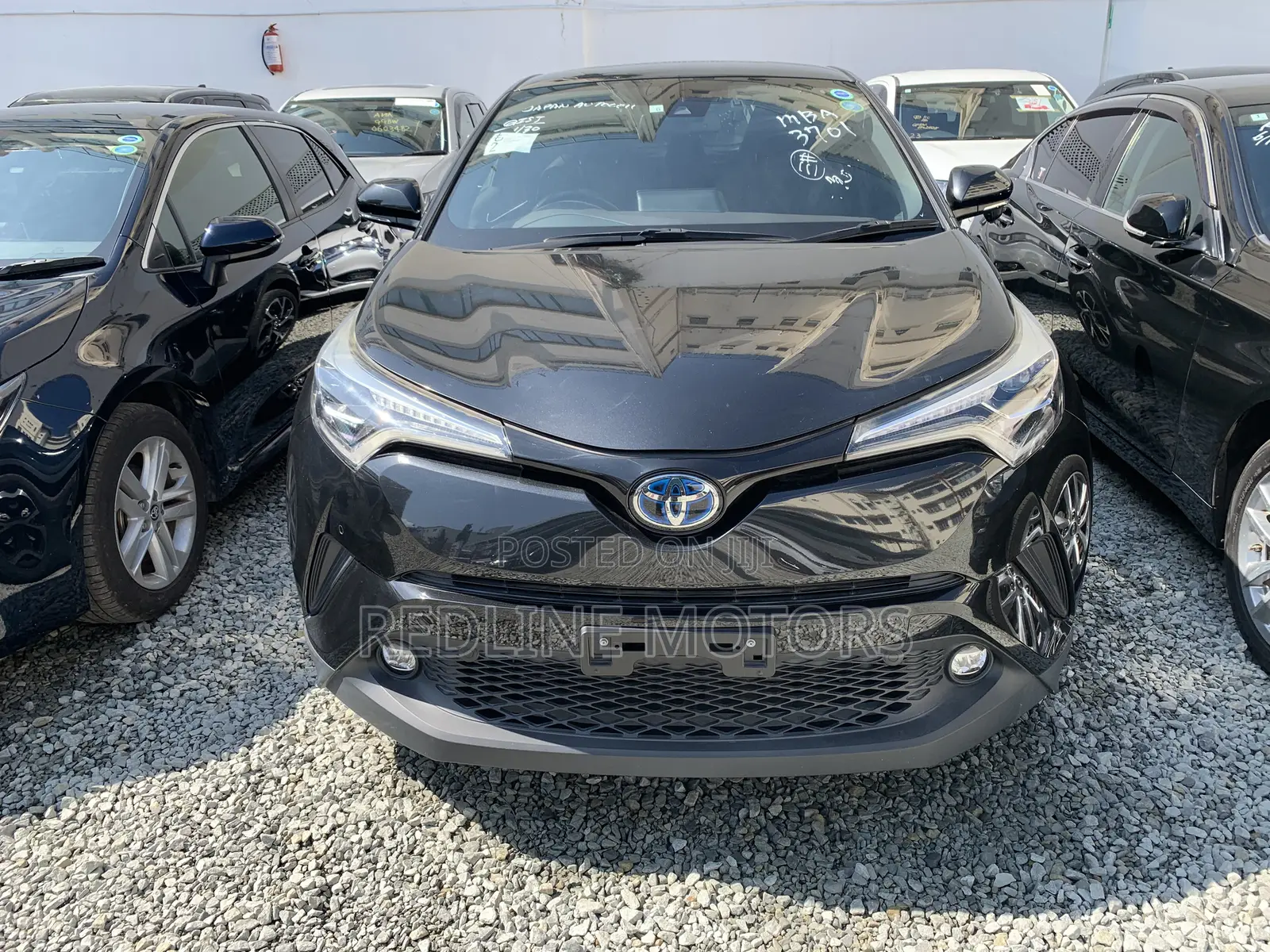 Toyota C-HR XLE Prermium FWD (2.0L 4cyl 2AM) 2018 Black