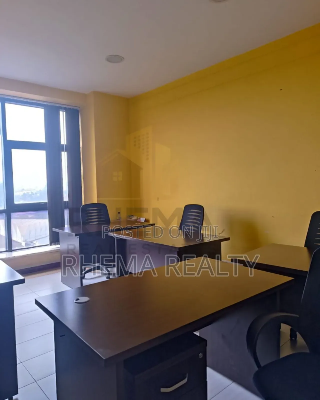 Office to Let at CBD