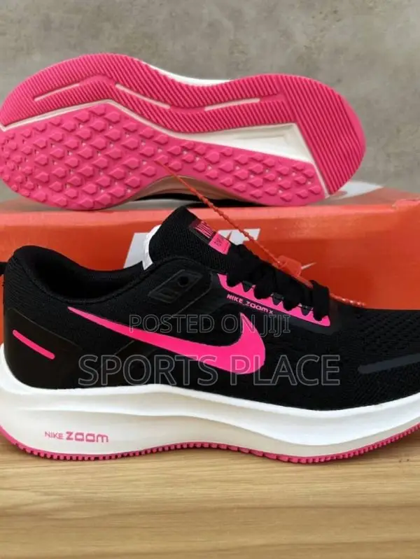 Nike Ladies Sports Shoes - Light Gym Shoes for Women and Children