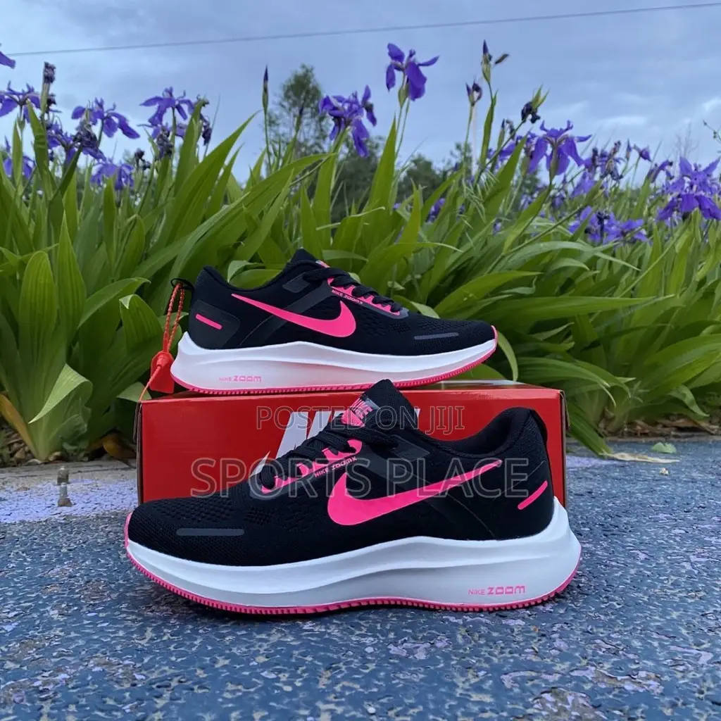 Nike Ladies Sports Shoes - Light Gym Shoes for Women and Children
