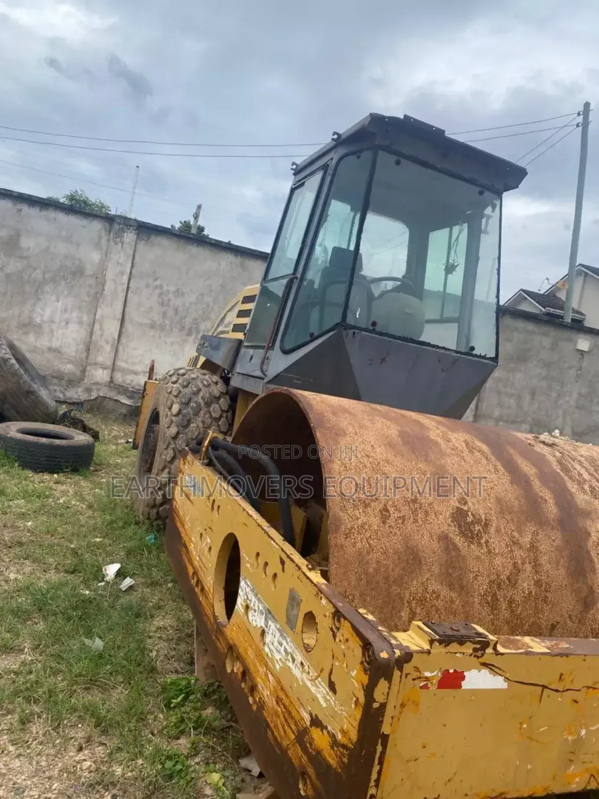 Roller Compactor (Smooth, Sheep's Foot, Pedestrian and Pneumatic)