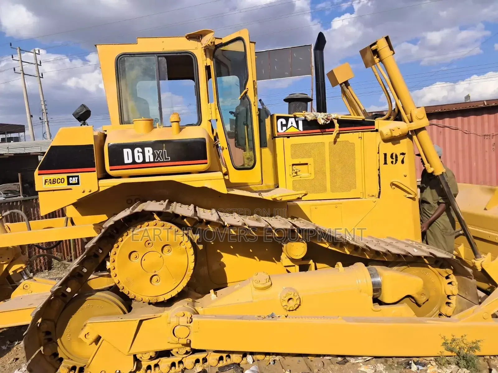 Bulldozer (Dozer D6 to 8) Services