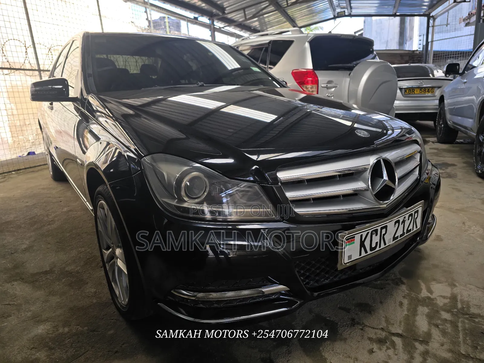 Mercedes-Benz C200 2012 Black