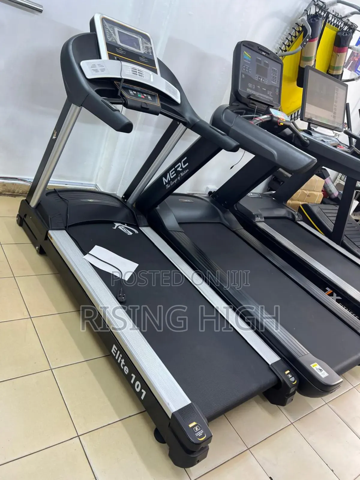 Elite Athlete Treadmill | 20km/H Speed, Incline
