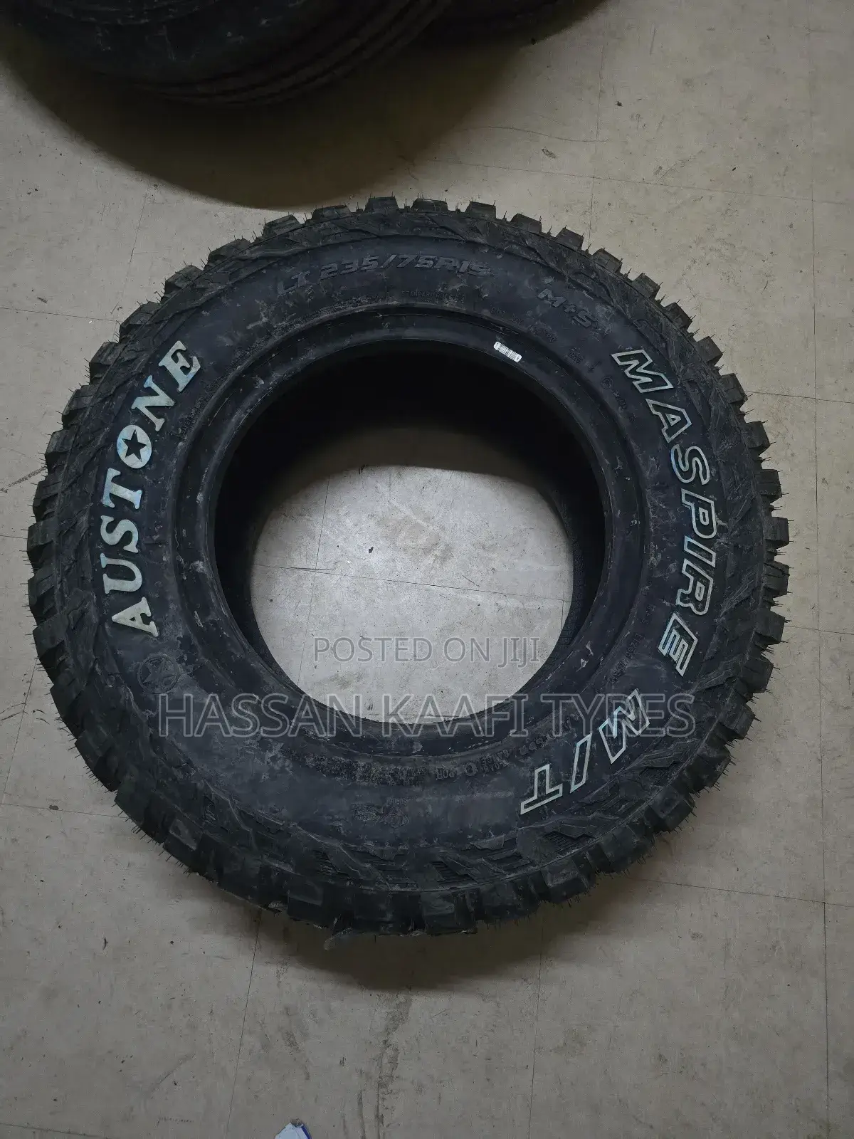 235/75r15 Austone Tyre M/T