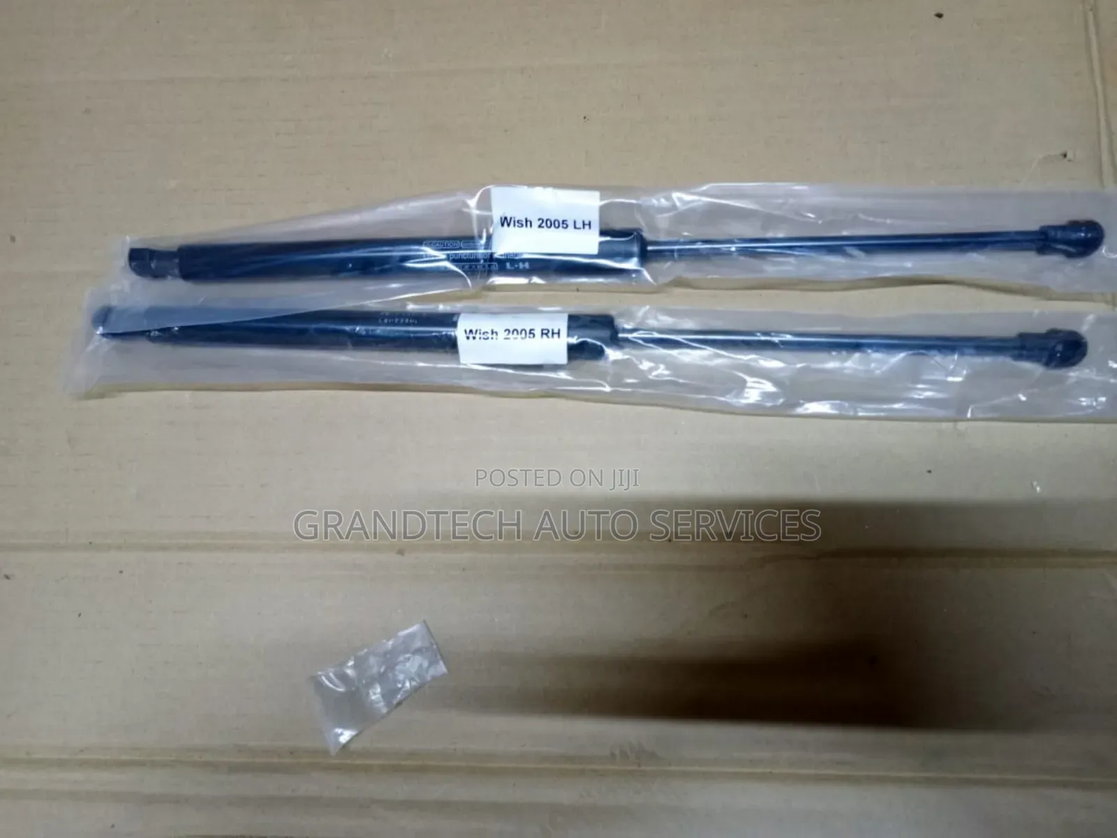 Toyota  Wish Boot Shocks 2005
