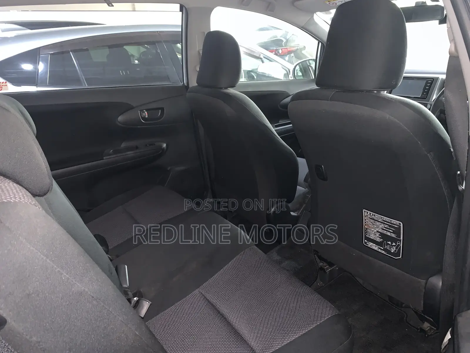 Toyota Wish 2018 Silver