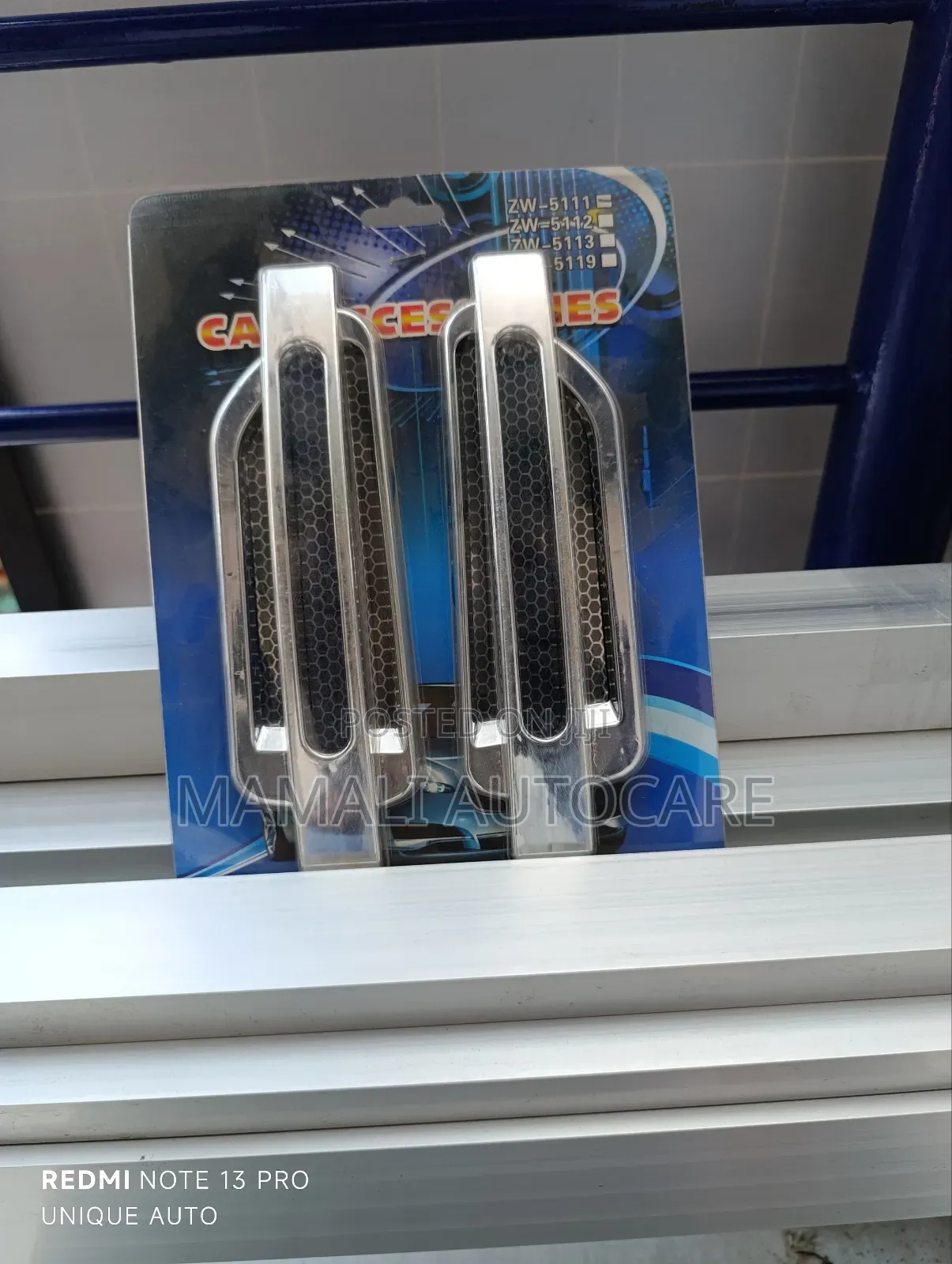 Car Side Vent Universal Stick-on Decorative Styling Kit/Cover