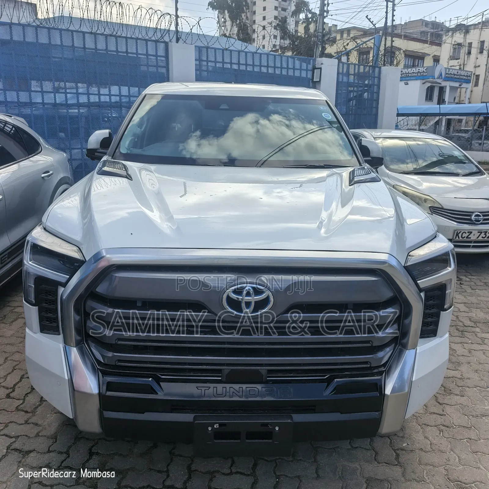 New Nissan Terrano 2024 White