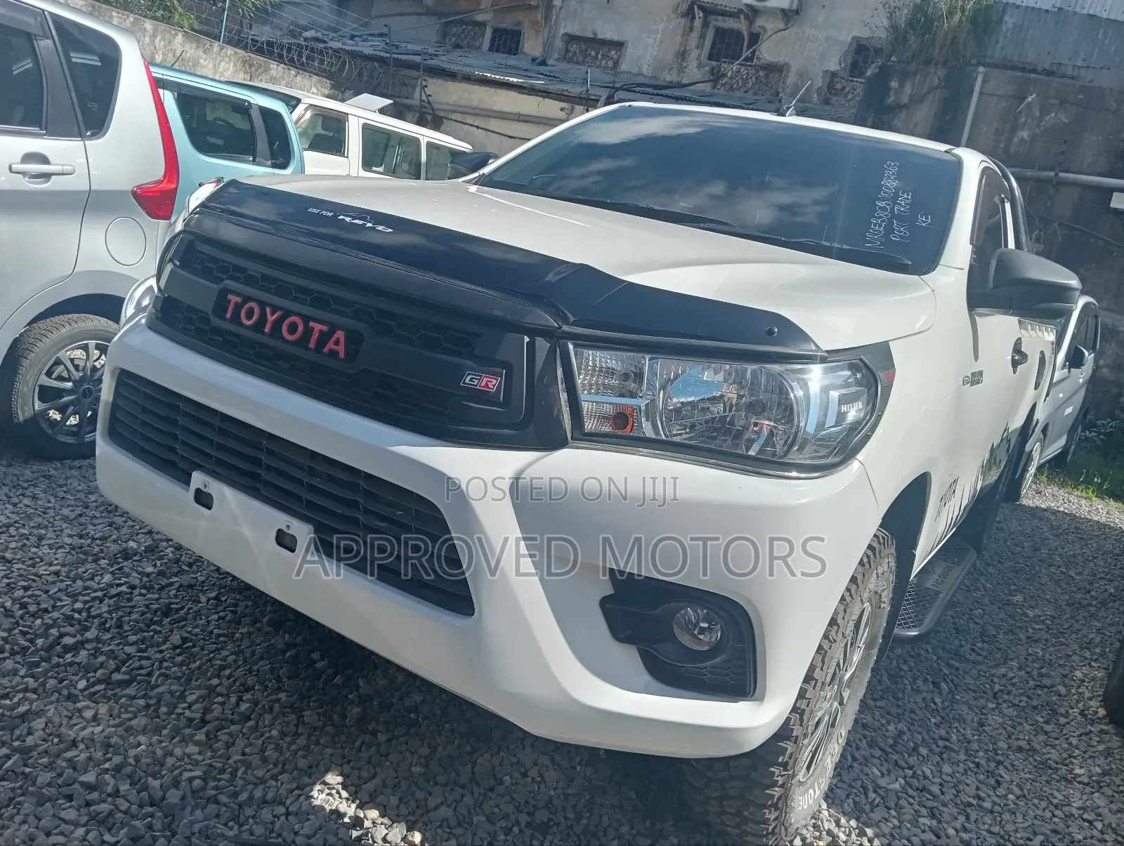 Toyota Hilux 2019 White