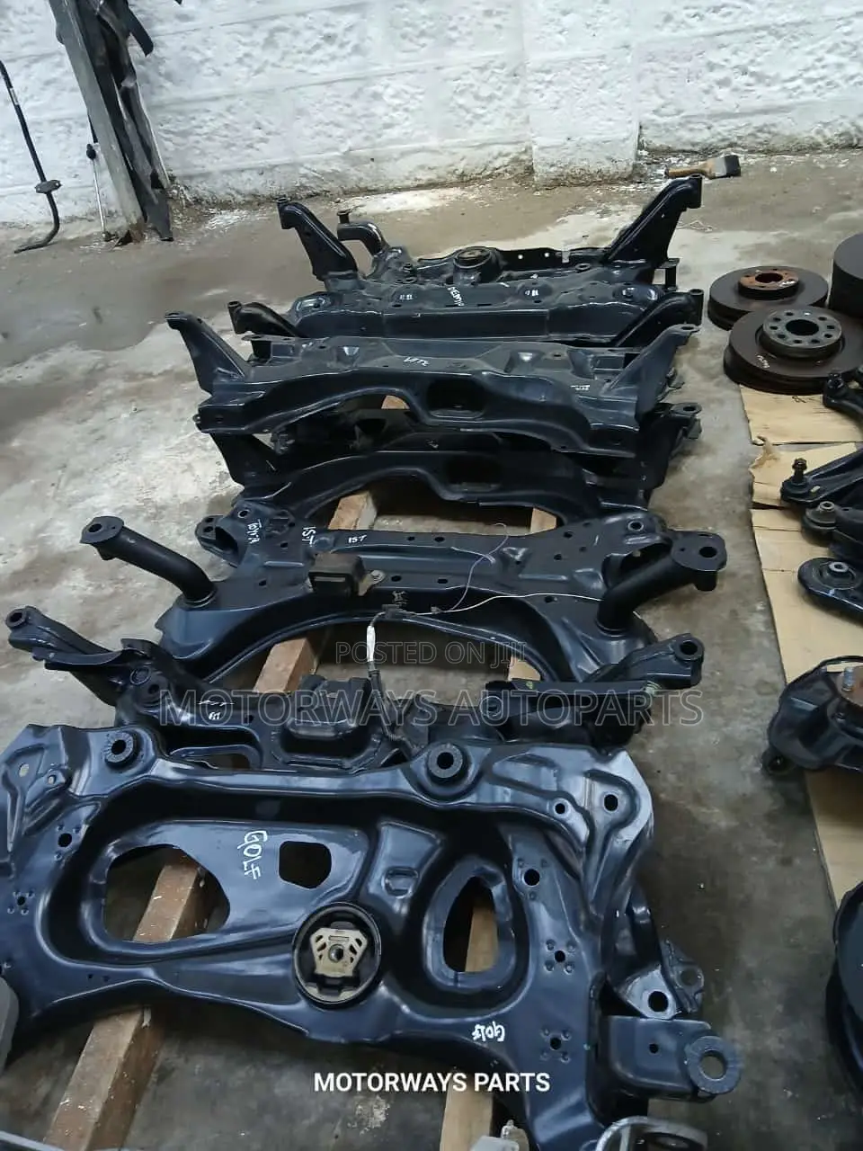 Cradles for Audi, Volkswagen, Toyota, Mazda and Honda Available