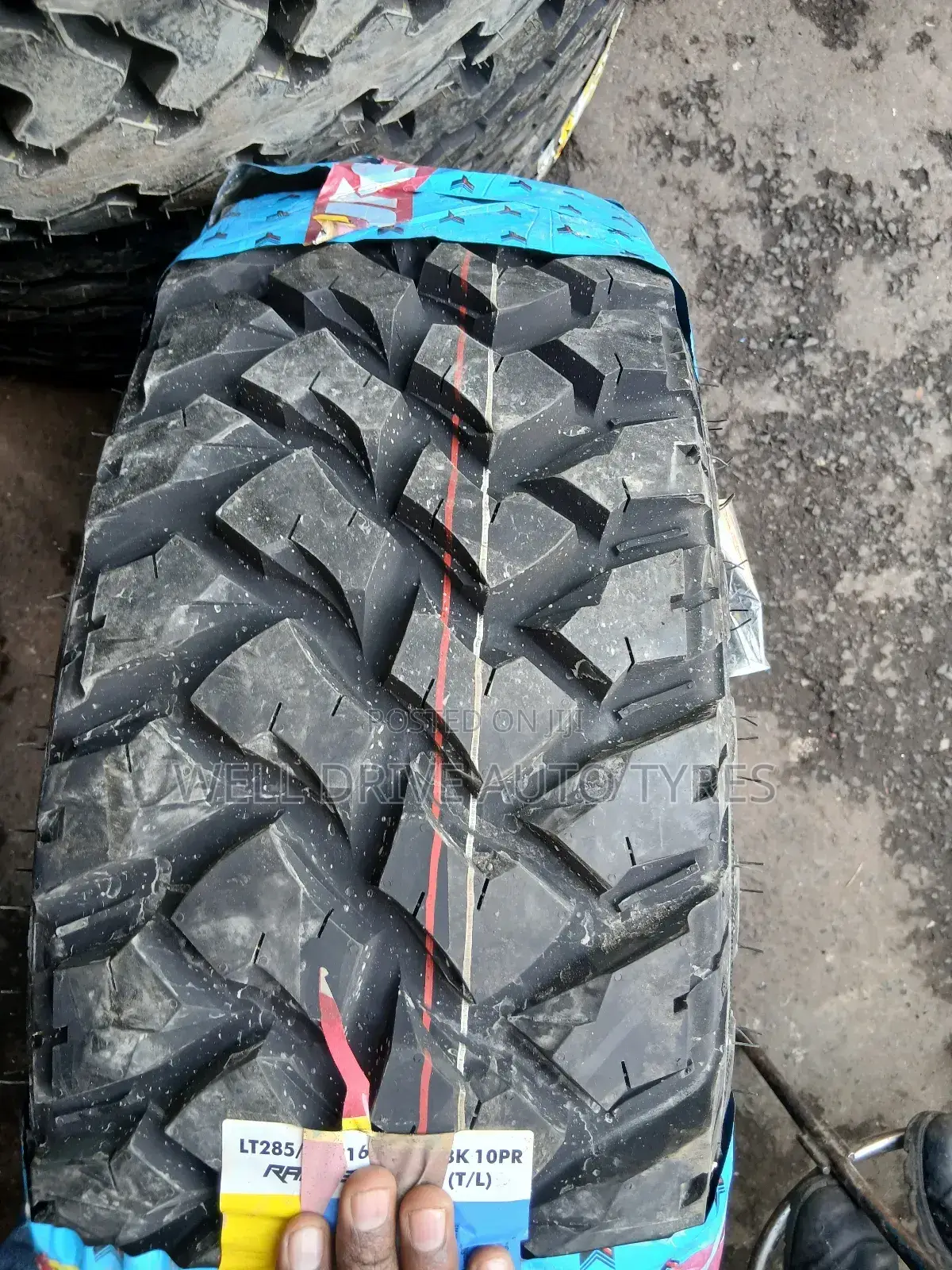 285/75r16 Jk (Mudtarrain)