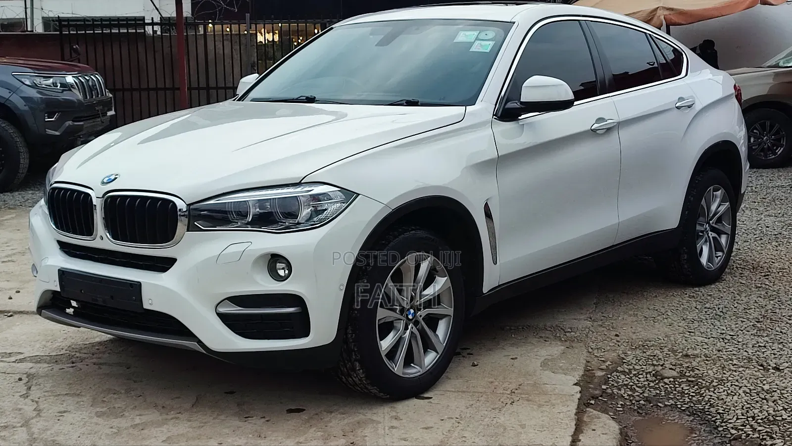 BMW X6 xDrive35i 4dr SUV AWD (3.0L 6cyl Turbo 8A) 2015 Pearl