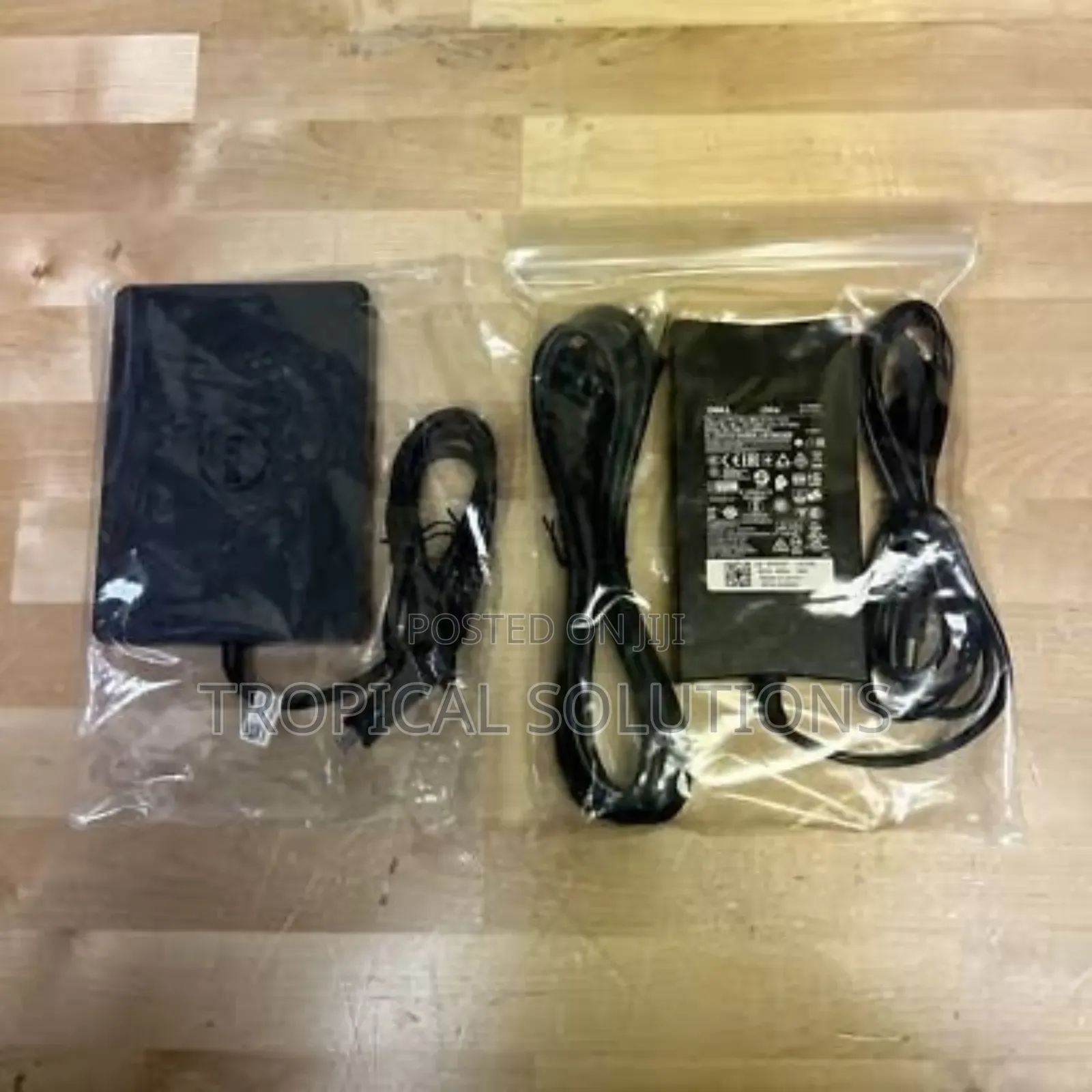 Dell Wd15 Usb -C Docking Station + 130w Ac Adapter