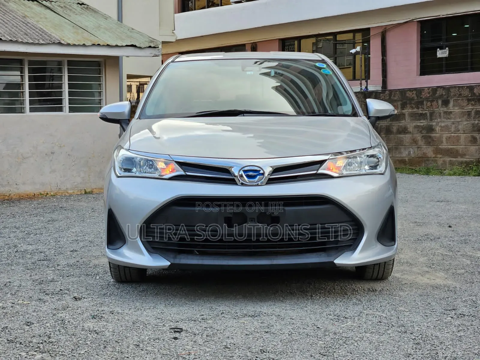 Toyota Corolla Fielder 1.5 Hybrid FWD 2020 Silver