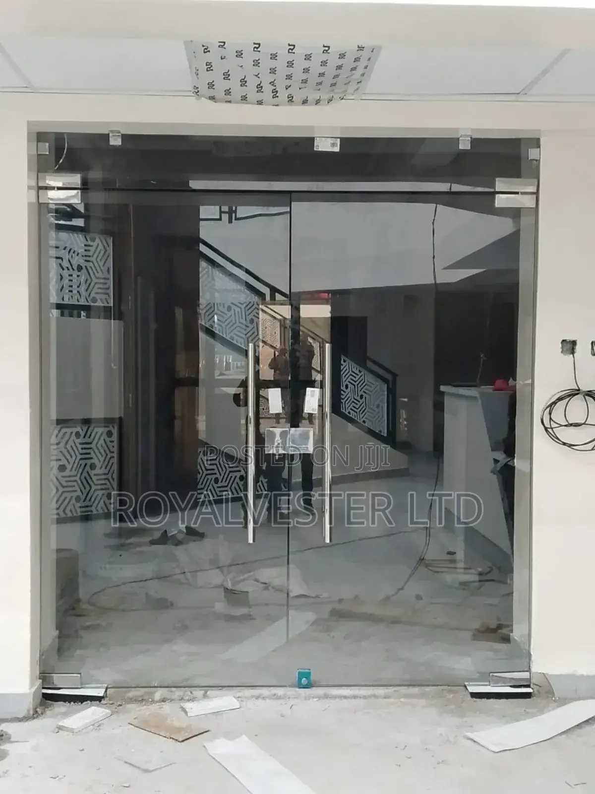Frameless Glass