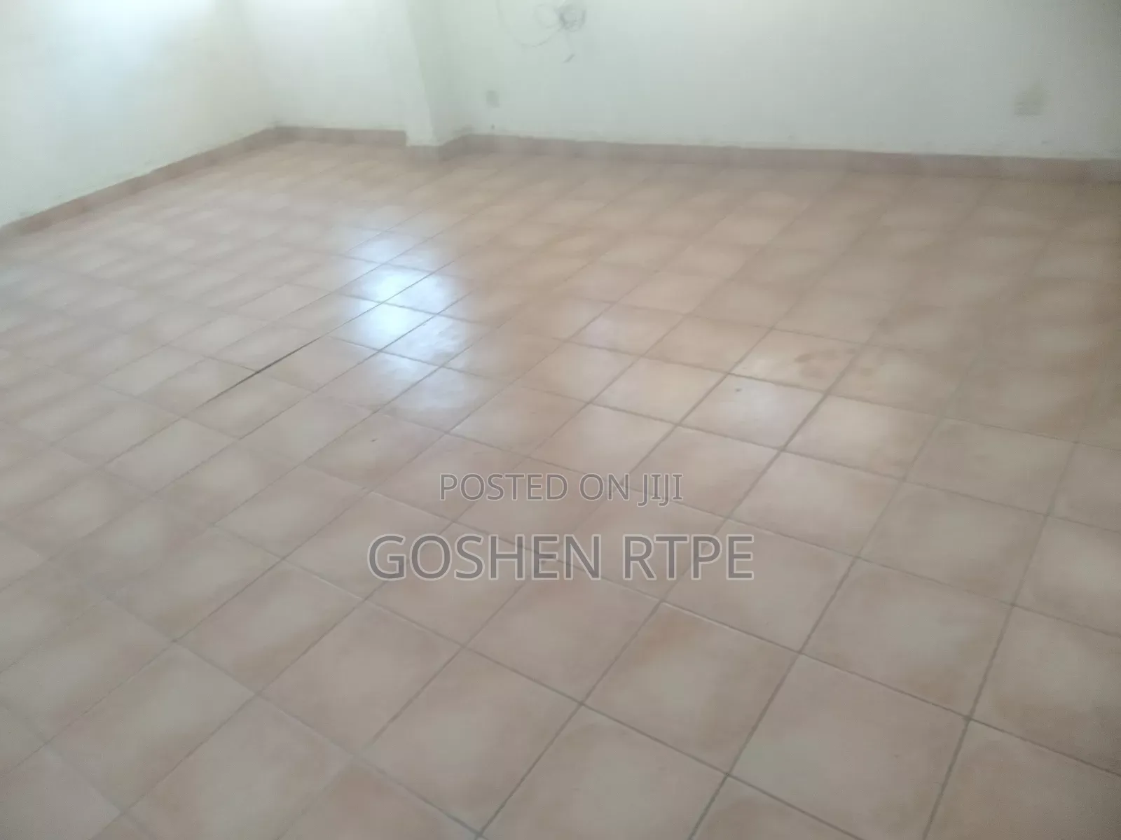 3bdrm Apartment in Bombolulu for rent