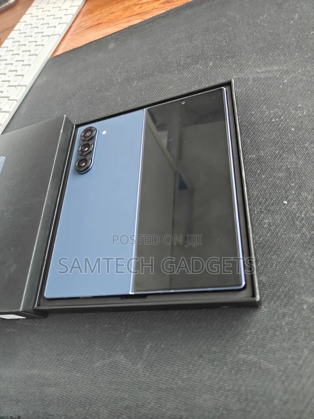 New Samsung Galaxy Z Fold6 256 GB Blue