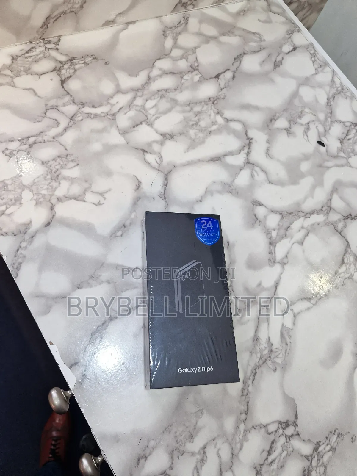 New Samsung Galaxy Z Flip6 256 GB Silver