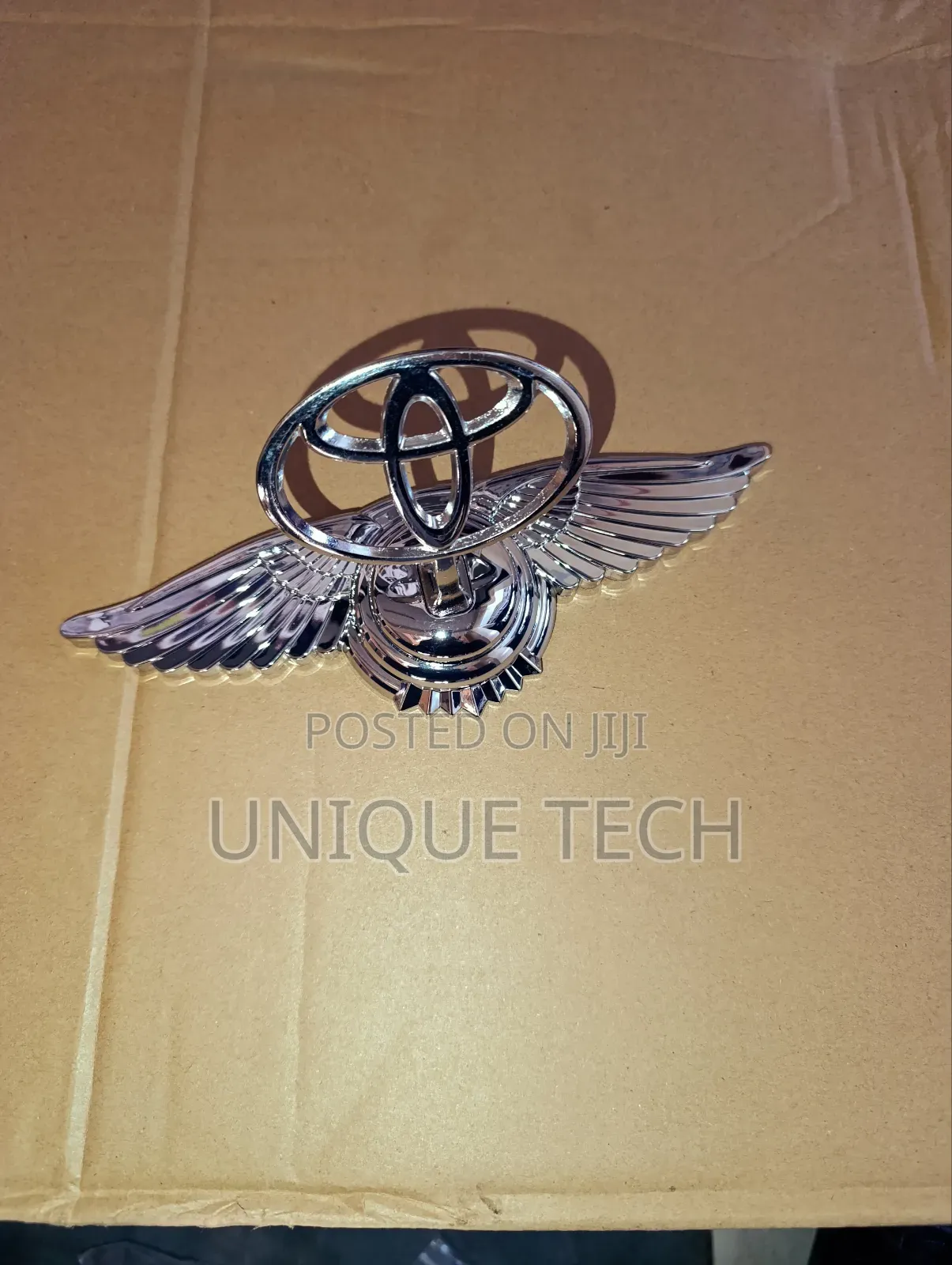 Toyota Bonnet Logo/ Hood Mark Chrome Emblem Stylish Front Badge