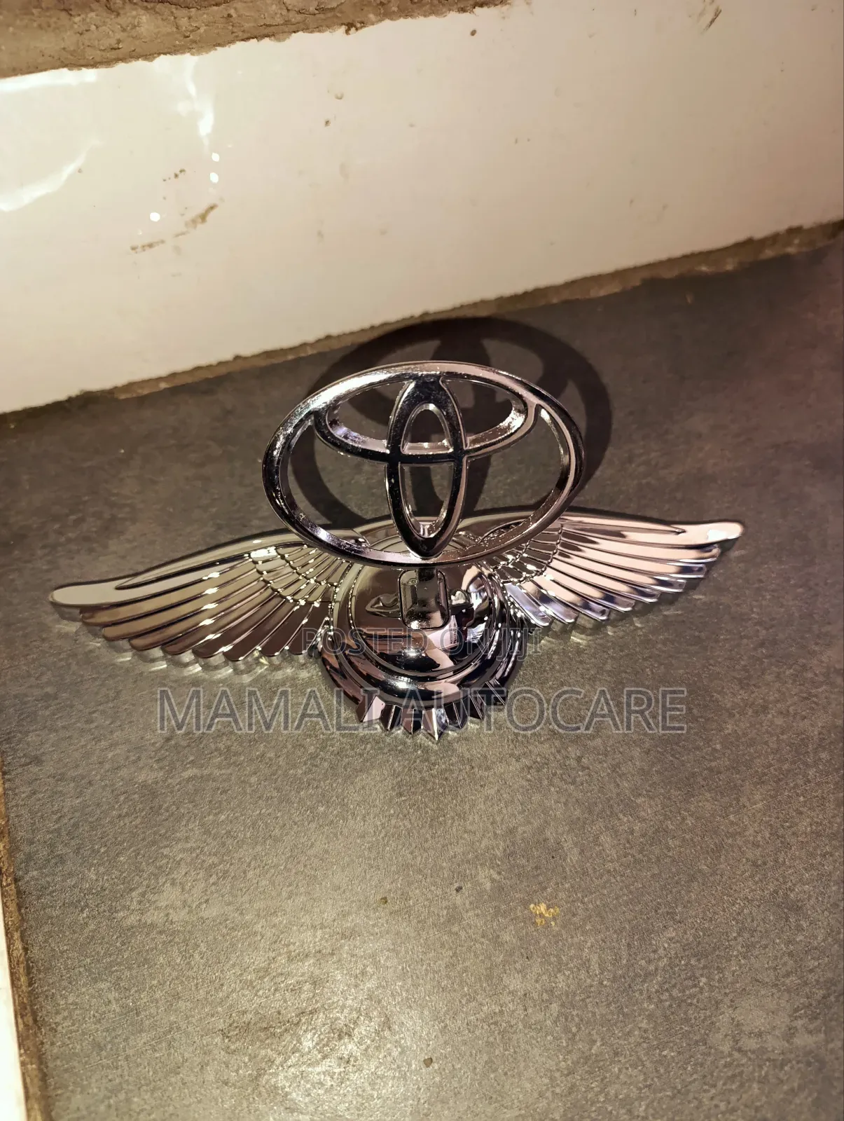 Premium Toyota Hood Mark/ Bonnet Logo Stylish Chrome Car Emblem